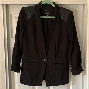 Trouve faux leather shoulder black laser